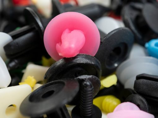 Natural Rubber vs. Synthetic Rubber: How Do They Differ?